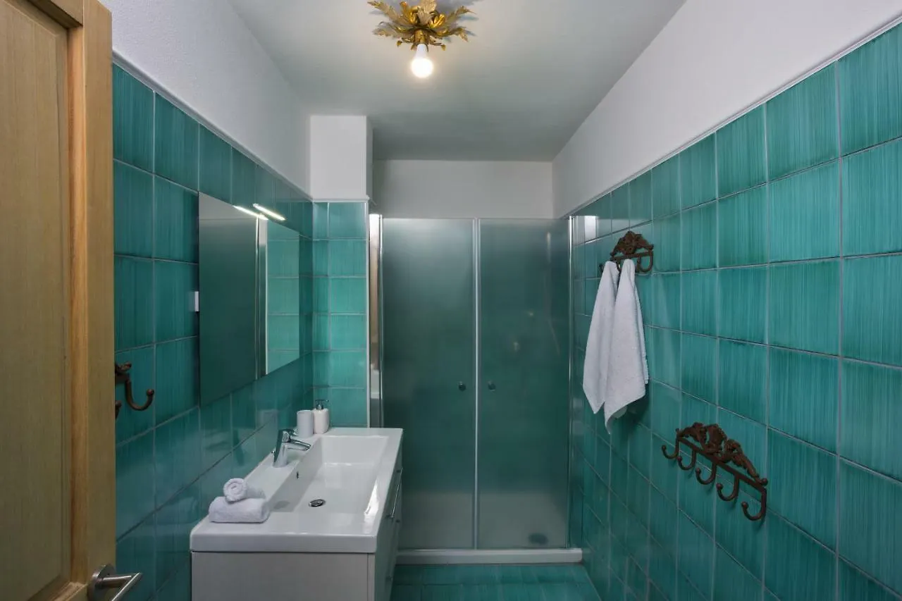 Villa L' Ancora Стинтино Италия