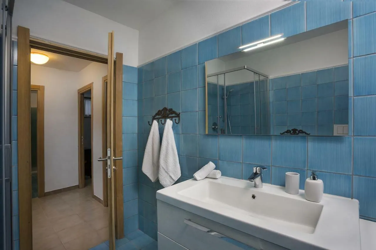 Villa L' Ancora Стинтино